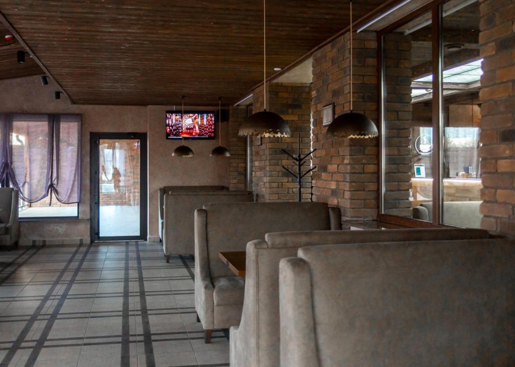Hotel Dozari Korostyshiv ภายนอก รูปภาพ
